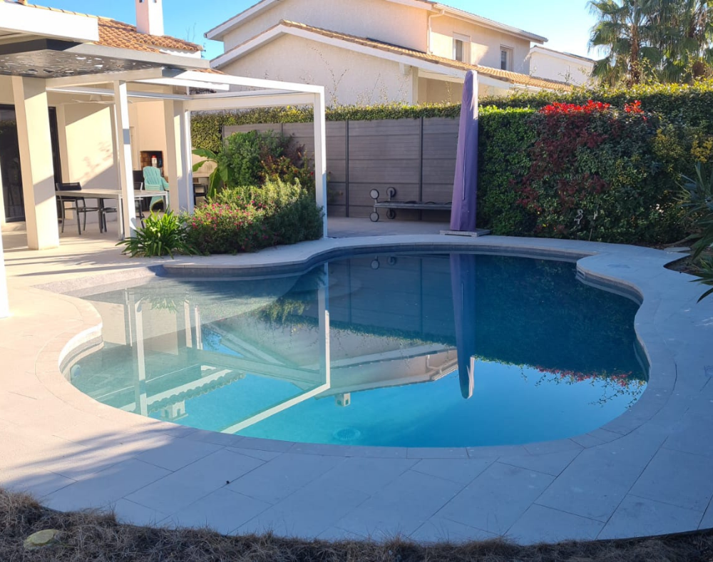 Piscine avec pvc armée gris