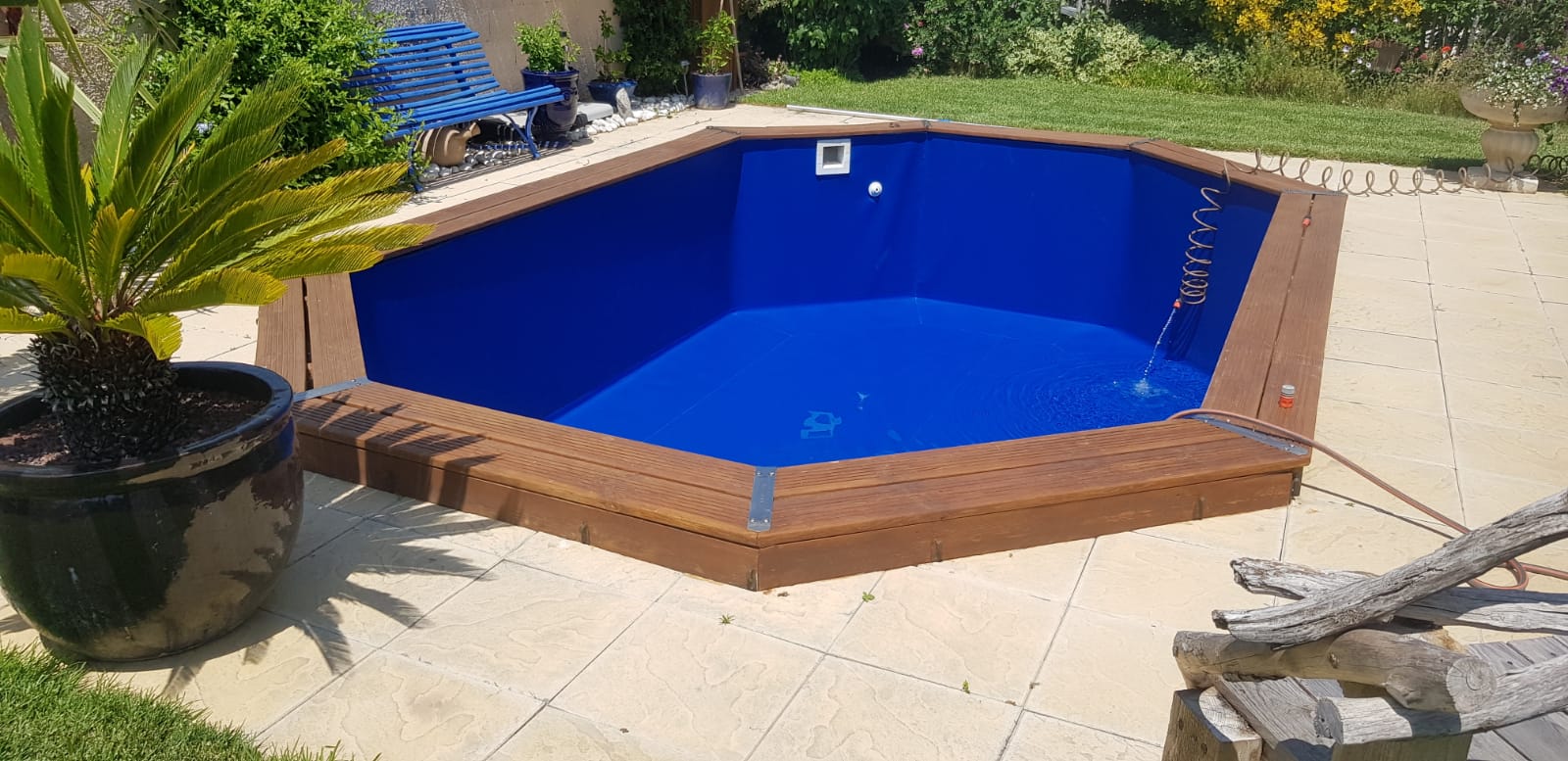 Piscine en bois en PVC armé bleu